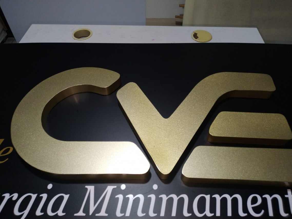 LETREIRO DE ACM  COM LETRAS 3D PVC EXPANDIDO
